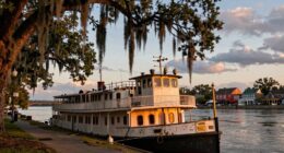 iconic mississippi river stops